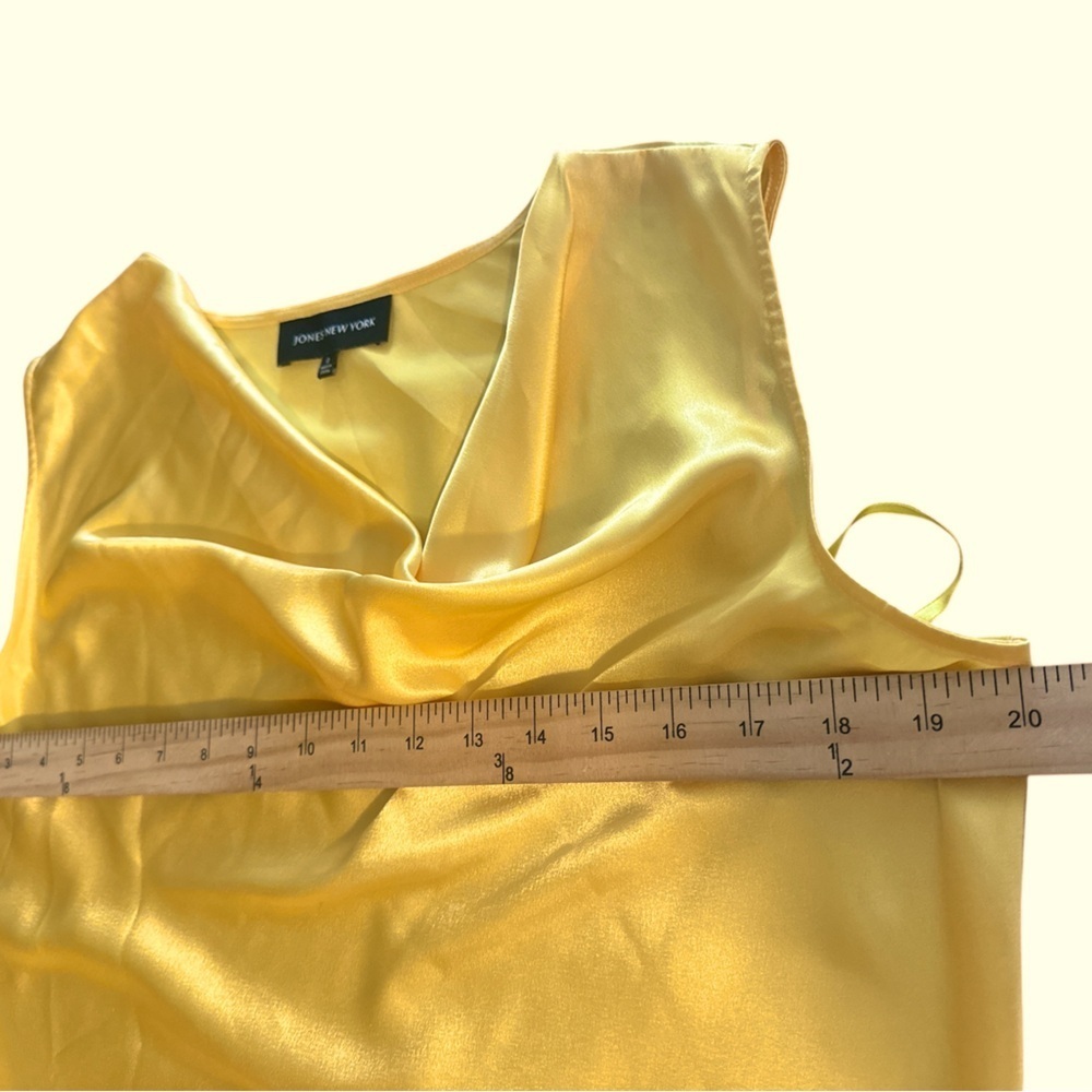 Jones New York Sleeveless Top Size 8 Yellow Draped Cowl Neckline Silky Finish - Picture 6 of 8